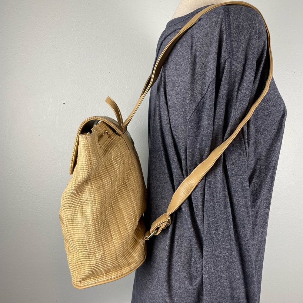 L.G.S. Collection Back Pack - Picture 4 of 6